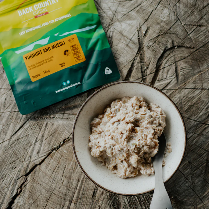 BACK COUNTRY YOGHURT AND MUESLI REGULAR