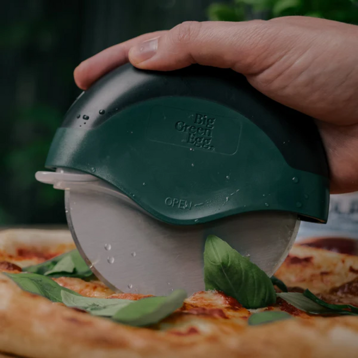 BIG GREEN EGG ULTIMATE PIZZA WHEEL