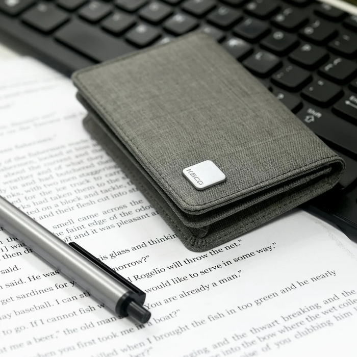 Kaco Alio Business Card Holder