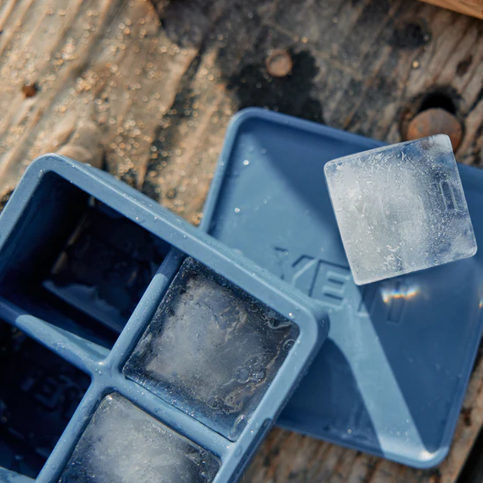 YETI ICE TRAY NAVY