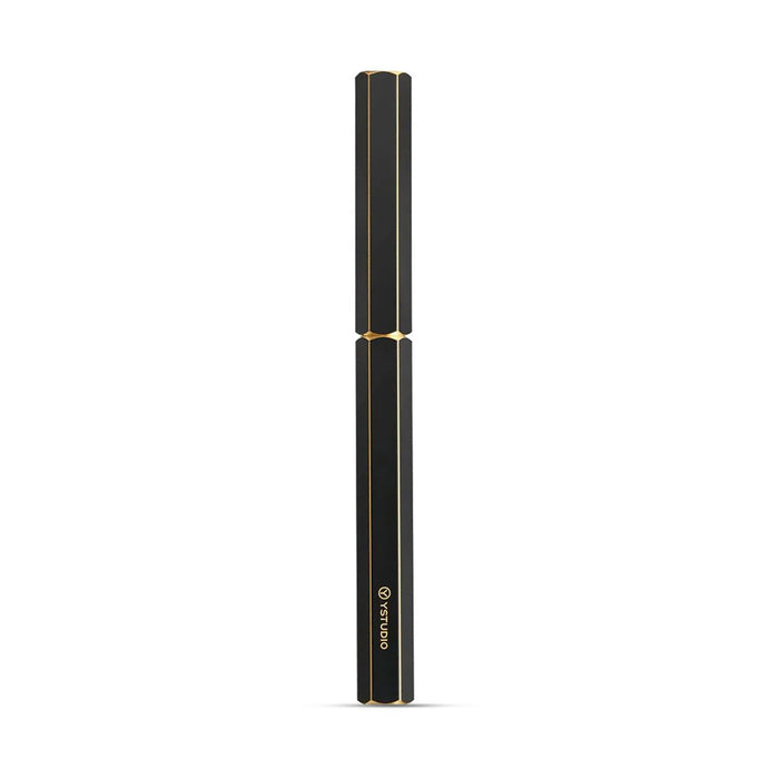 Medium / Black